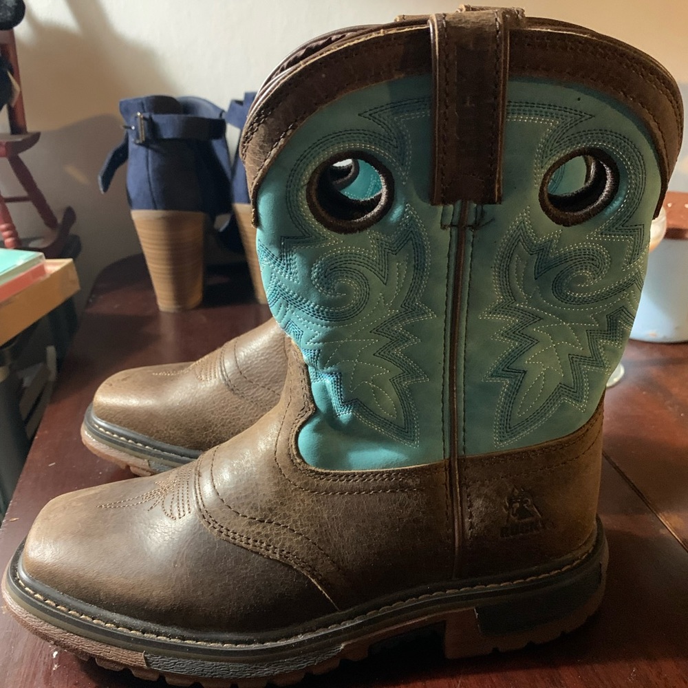 Rockys.  Saddle Brown/teal girls cowboy boots. Girls size 8.